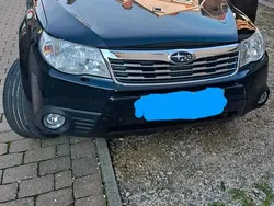 Schwarz Gebraucht 2010 Subaru Forester SUV | 3.500 €