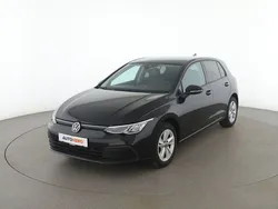 Schwarz Gebraucht 2020 VW Golf VIII Life Limousine | 18.490 € (Etwas zu teuer)