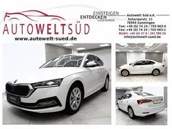 Candy weiß Gebraucht 2022 Skoda Octavia Style Limousine | 23.990 € (Fairer Preis)