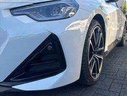 Weiß Gebraucht 2024 BMW M240 M Sport Coupé | 55.350 € (Teuer)