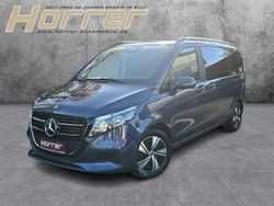 Blau Gebraucht 2024 Mercedes V220 Van / Kleinbus | 54.740 € (Teuer)