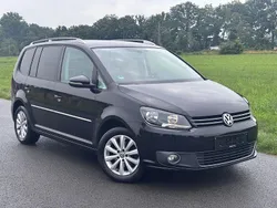 Schwarz Gebraucht 2014 VW Touran Highline Van / Kleinbus | 5.950 € (Guter Preis)