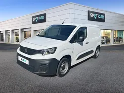 Weiß Gebraucht 2021 Peugeot Partner Premium Van / Kleinbus | 13.990 € (Guter Preis)