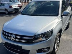 Silber Gebraucht 2016 VW Tiguan LOUNGE SUV | 14.200 € (Fairer Preis)