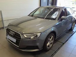 Grau Gebraucht 2017 Audi A3 Sportback Comfort Limousine | 16.830 € (Guter Preis)
