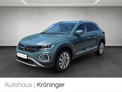 Petroleum blue metallic Gebraucht 2024 VW T-Roc Style SUV | 29.990 € (Guter Preis)