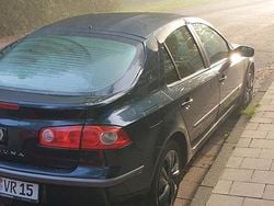 Grün Gebraucht 2007 Renault Laguna III Limousine | 2.200 € (Guter Preis)