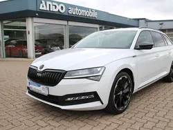 Weiß Gebraucht 2021 Skoda Superb SportLine Kombi | 23.500 € (Fairer Preis)