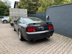 Grau Gebraucht 2007 Ford Mustang GT Premium Coupé | 2.900 €