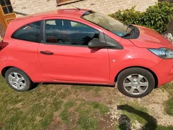 Rot Gebraucht 2009 Ford Ka Kleinwagen | 1.300 € (Guter Preis)