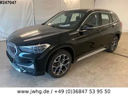 Schwarz Gebraucht 2021 BMW X1 xLine SUV | 22.490 € (Guter Preis)
