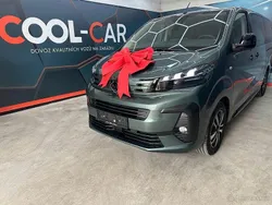Grün Gebraucht 2025 Peugeot Traveller Active Van / Kleinbus | 42.000 € (Guter Preis)