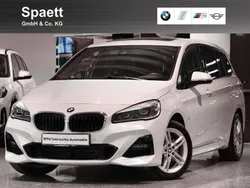 Mineralweiß Gebraucht 2021 BMW 220 Gran Tourer M Sport Van / Kleinbus | 31.500 € (Teuer)