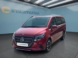 Rot Gebraucht 2024 Mercedes V300 Van / Kleinbus | 72.349 € (Teuer)