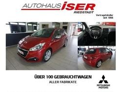 Rot (rubi/metallic) Gebraucht 2018 Peugeot 208 Style Kleinwagen | 9.490 € (Etwas zu teuer)