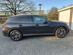 Grau Gebraucht 2023 Mercedes GLC220 Advanced SUV | 53.900 € (Guter Preis)