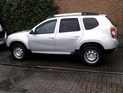 Grau Gebraucht 2017 Dacia Duster SUV | 12.500 € (Etwas zu teuer)