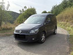 Schwarz Gebraucht 2014 VW Caddy Van / Kleinbus | 10.900 € (Fairer Preis)