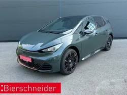 Gruen Neu 2024 Cupra Born VZ Kleinwagen | 54.450 € (Teuer)