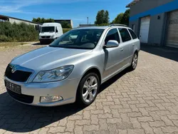 Silber Gebraucht 2011 Skoda Octavia Kleinwagen | 3.990 € (Etwas zu teuer)