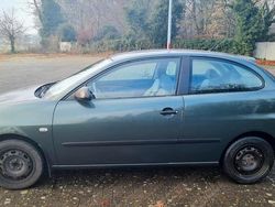 Grün Gebraucht 2003 Seat Ibiza Limousine | 650 € (Guter Preis)