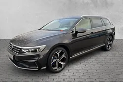 Grau Gebraucht 2020 VW Passat GTE Kombi | 18.790 € (Fairer Preis)