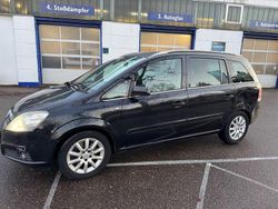 Schwarz Gebraucht 2005 Opel Zafira Edition Van / Kleinbus | 700 € (Guter Preis)