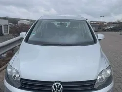 Grau Gebraucht 2013 VW Golf VII Comfortline Limousine | 11.900 € (Guter Preis)