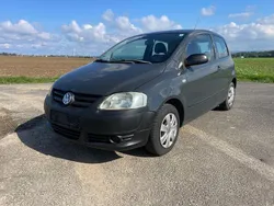 Grau Gebraucht 2010 VW Fox Kleinwagen | 1.990 € (Fairer Preis)