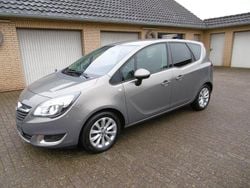 Grau Gebraucht 2016 Opel Meriva Innovation Van / Kleinbus | 11.750 € (Etwas zu teuer)