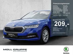 Blau Gebraucht 2023 Skoda Octavia Ambition Kombi | 24.620 € (Superpreis)