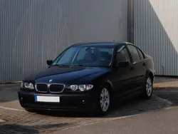Blau Gebraucht 2003 BMW 318 Limousine | 3.500 € (Etwas zu teuer)