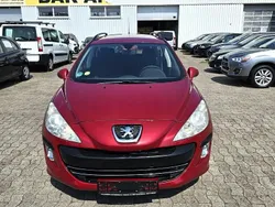 Rot Gebraucht 2010 Peugeot 308 Kombi | 1.950 € (Guter Preis)