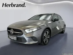 Metalliclack mountaingrau Gebraucht 2018 Mercedes A250 Progressive Limousine | 23.950 € (Fairer Preis)