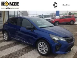 Blau Gebraucht 2024 Renault Clio V Evolution Limousine | 16.990 € (Guter Preis)