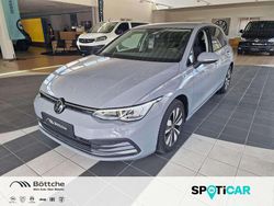 Mondsteingrau Gebraucht 2023 VW Golf VIII Move Limousine | 21.780 € (Etwas zu teuer)