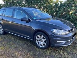 Grau Gebraucht 2019 VW Golf VII Comfortline Kombi | 12.500 € (Guter Preis)