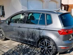 Grau Gebraucht 2018 VW Golf VII Limousine | 18.700 € (Fairer Preis)