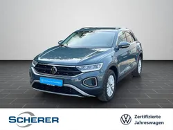 Blau (metallic) Gebraucht 2024 VW T-Roc Life SUV | 20.900 € (Superpreis)