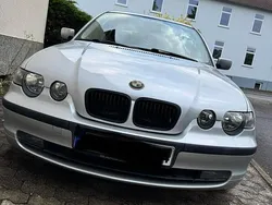 Silber Gebraucht 2002 BMW 316 Compact Comfort Edition Kleinwagen | 1.750 €