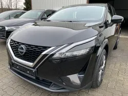 Schwarz Gebraucht 2023 Nissan Qashqai Visia SUV | 17.600 € (Fairer Preis)