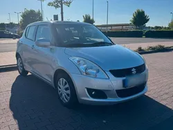 Grau Gebraucht 2012 Suzuki Swift Kleinwagen | 5.000 €
