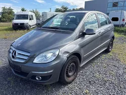 Grau Gebraucht 2011 Mercedes B160 Van / Kleinbus | 2.500 € (Superpreis)