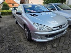 Silber Gebraucht 2004 Peugeot 206 CC Filou Cabrio | 2.000 € (Fairer Preis)