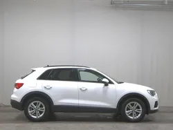 Weiss Gebraucht 2019 Audi Q3 Advanced SUV | 20.480 € (Guter Preis)