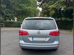 Grau Gebraucht 2014 VW Sharan Van / Kleinbus | 15.499 €
