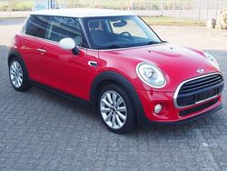 Rot Gebraucht 2018 Mini ONE Pepper Kleinwagen | 14.988 €