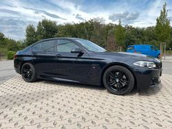 Schwarz Gebraucht 2015 BMW 530 M Sport Limousine | 22.000 € (Teuer)