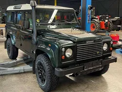 Grün Gebraucht 2002 Land Rover Defender S SUV | 59.000 €