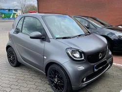 Grau Gebraucht 2018 Smart ForTwo Coupé Passion Coupé | 13.800 € (Fairer Preis)